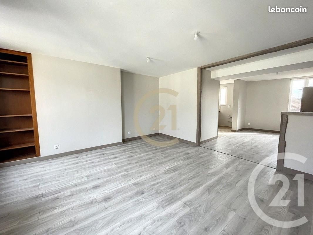 Appartement 2 pièces 53 m² · à Villeneuve-sur-Yonne · 53 m² · 567 €/mois