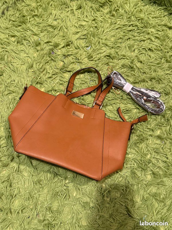 Petit sac à main Moa (image 1)
