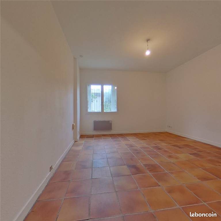 Appartement 1 pièce 27 m² · à Nyons · 27 m² · 390 €