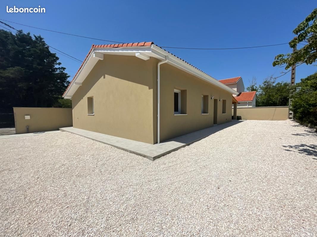Maison 4 pièces 109 m² · à Castelnaudary · 109 m² · 1 050 €