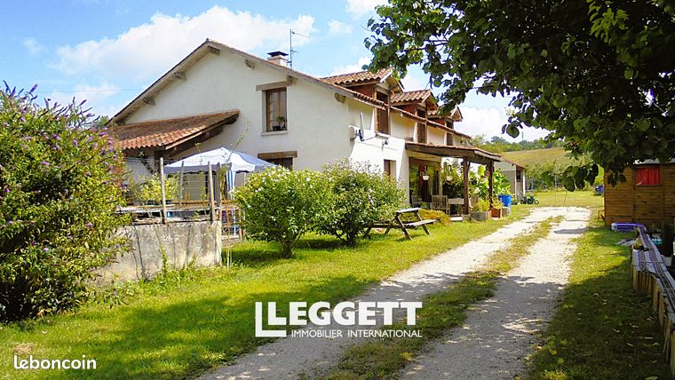 Maison 8 pièces 185 m²
