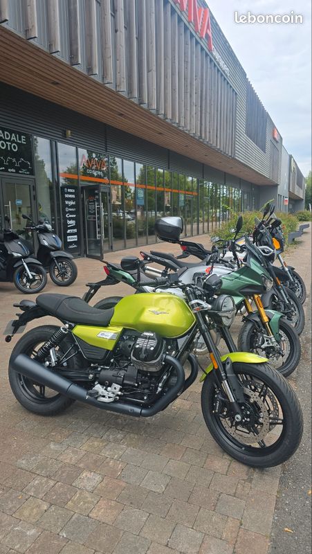 Moto Guzzi V7 Sport 850 A2 (image 2)