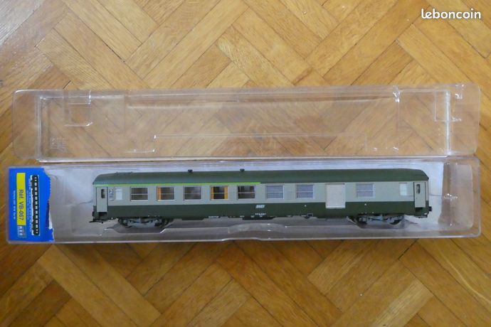 Voiture SNCF mixte 1/2 classe Corail 306mm HO 1/87 JOUEF - Modélisme