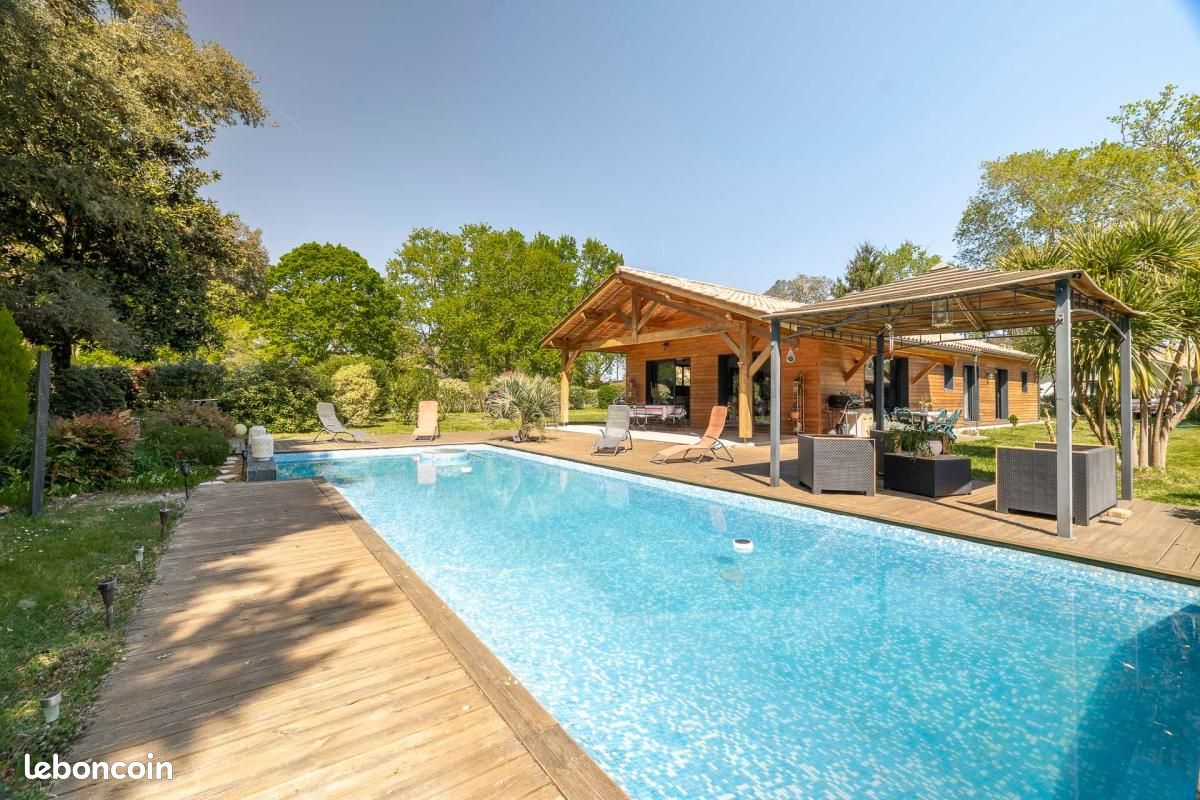 Maison 5 pièces 112 m² · à Saint-Michel-Escalus · 112 m² · 590 000 €