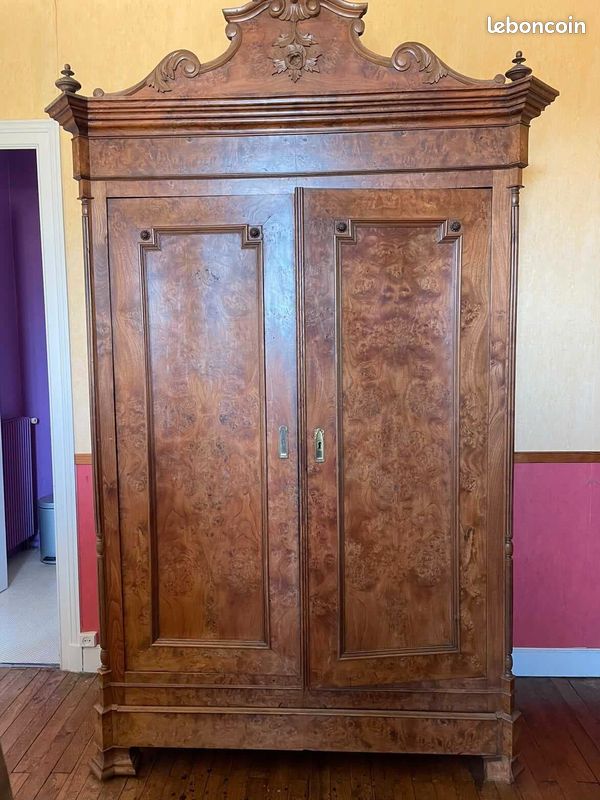 Armoire bois massif (image 1)