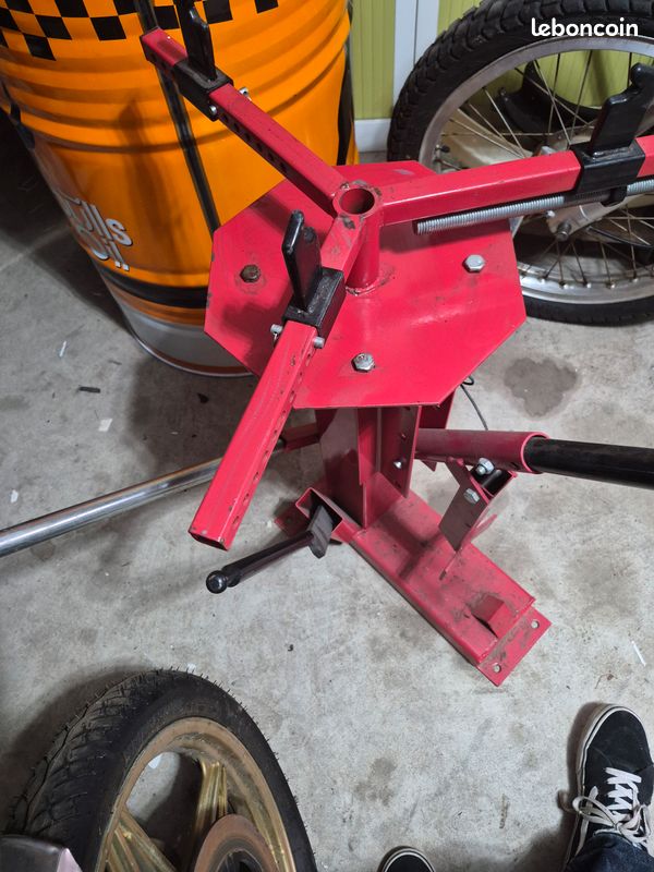 Demonte pneu moto (image 2)