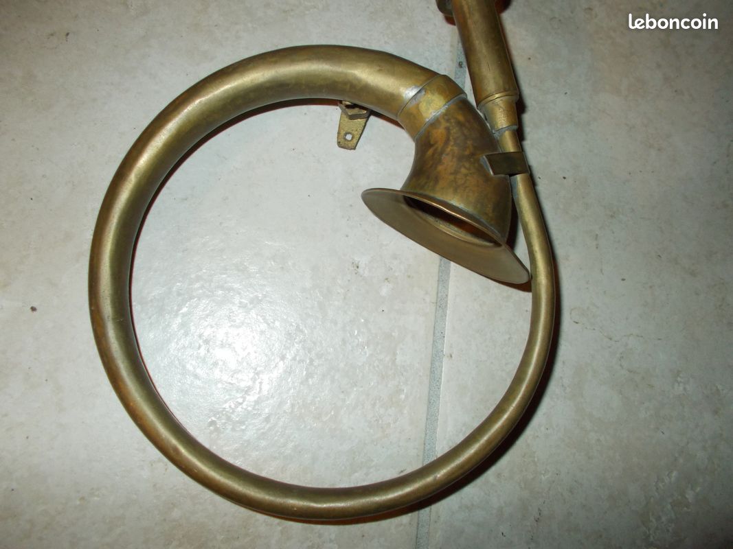 ANCIENNE TROMPE AVERTISSEUR Klaxon auto moto vélo en laiton mais