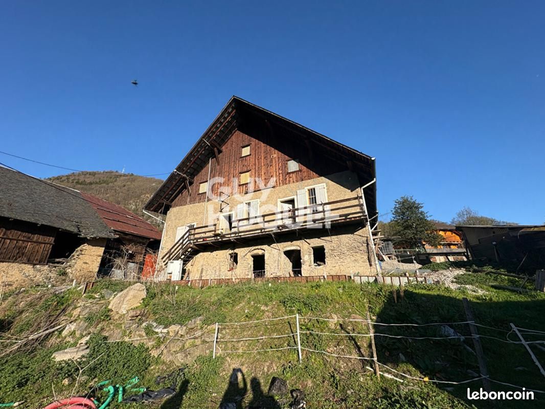 Maison 2 pièces 74 m² · à Albertville · 74 m² · 120 000 €