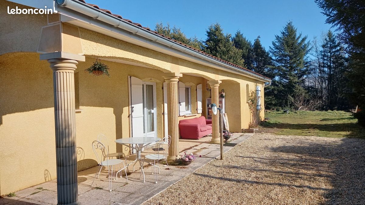 Maison 4 pièces 95 m² · à Charlieu · 95 m² · 182 000 €