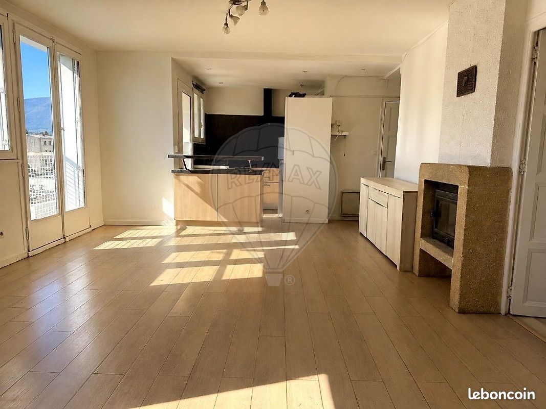 Appartement 3 pièces 62 m² · à Chambéry · 62 m² · 185 000 €
