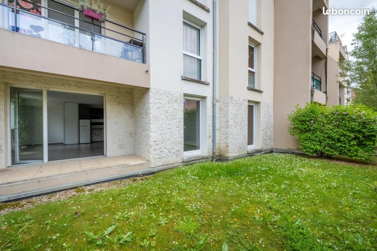 Appartement 3 pièces 64 m² · à Rambouillet · 64 m² · 235 000 €