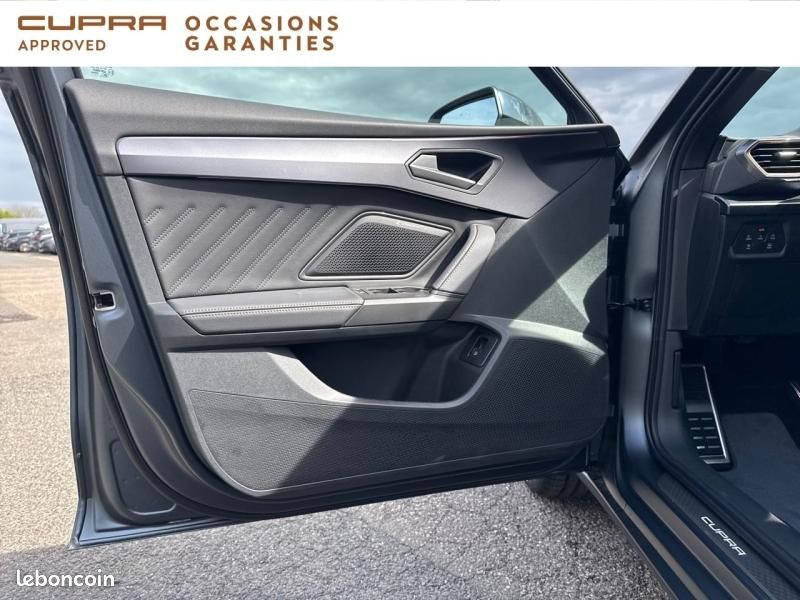 Cupra Leon 1.5 eHybrid 272ch VZ DSG6 (image 18)