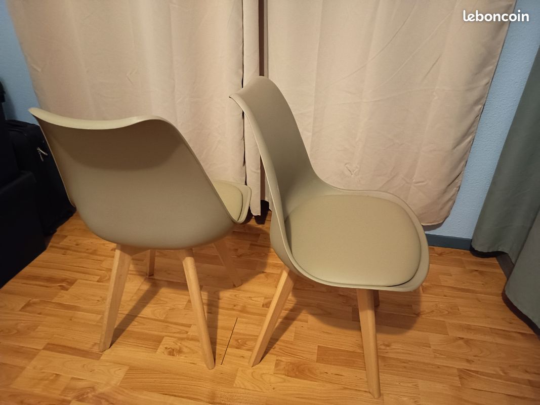 Lot de 2 chaises scandinaves beige / bois (image 2)