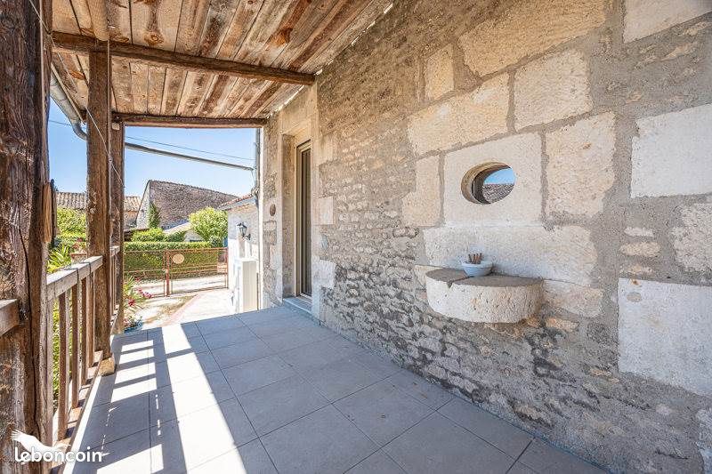 Maison 5 pièces 170 m² · à Chef-Boutonne · 170 m² · 174 371 €