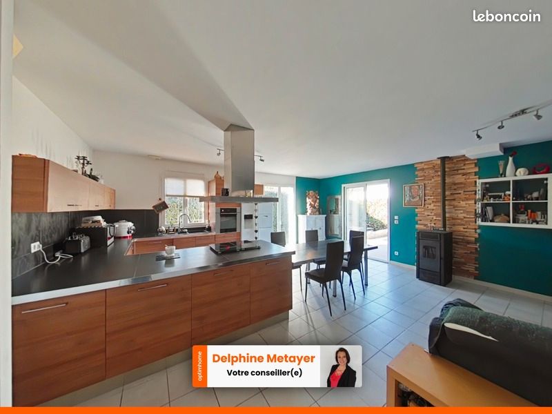 Maison 5 pièces 102 m² · à Roquebrune-sur-Argens · 102 m² · 495 000 €