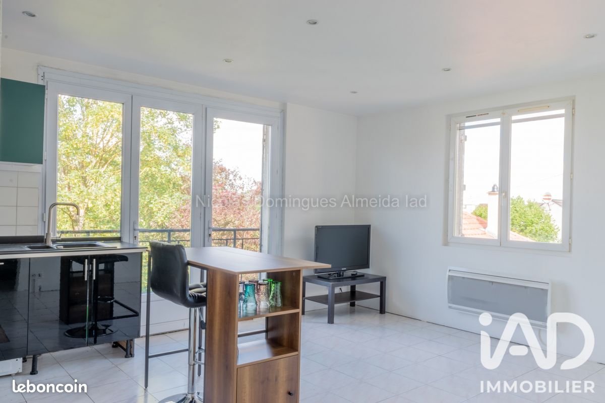 Appartement 2 pièces 38 m² · à Corbeil-Essonnes · 38 m² · 130 000 €