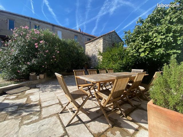 Maison 5 pièces 160 m² · à Les Pennes-Mirabeau · 160 m² · 450 000 €