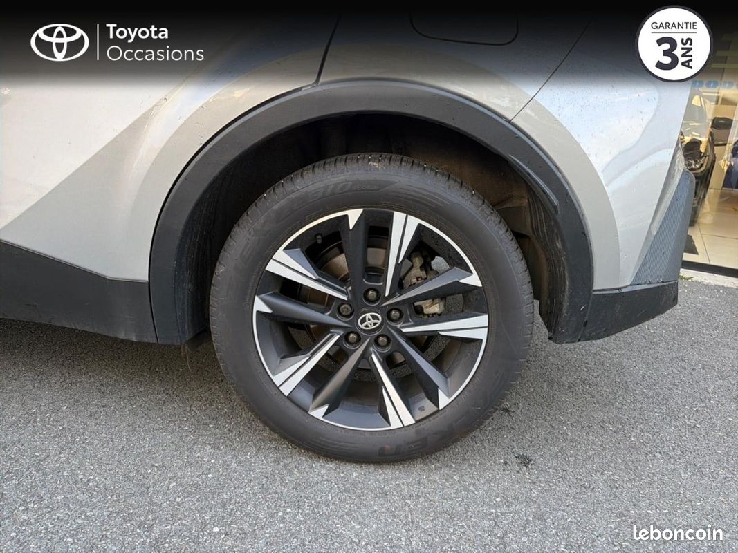 Toyota C-HR 1.8 Hybride 140ch Graphic MY26 (image 16)
