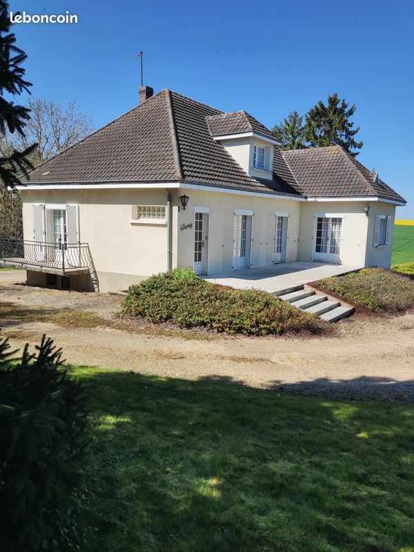 Maison 5 pièces 131 m² · à Perceneige · 131 m² · 175 000 €