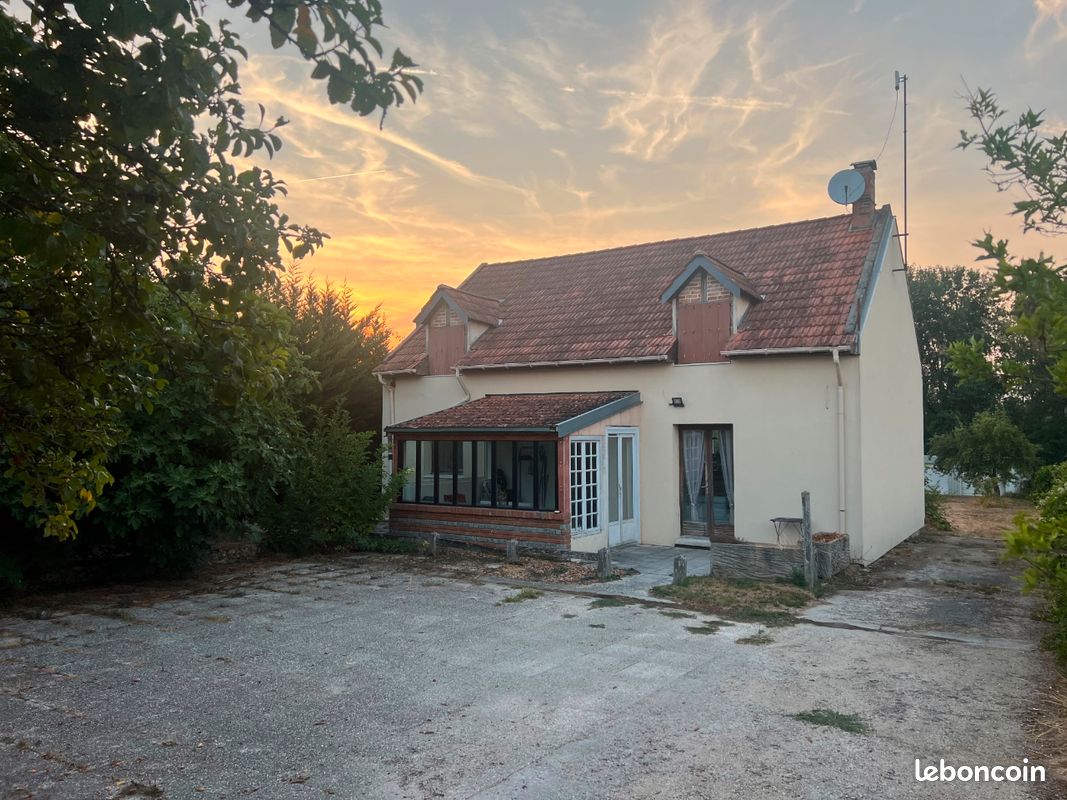 Maison 6 pièces 130 m² · à Courtempierre · 130 m² · 170 000 €