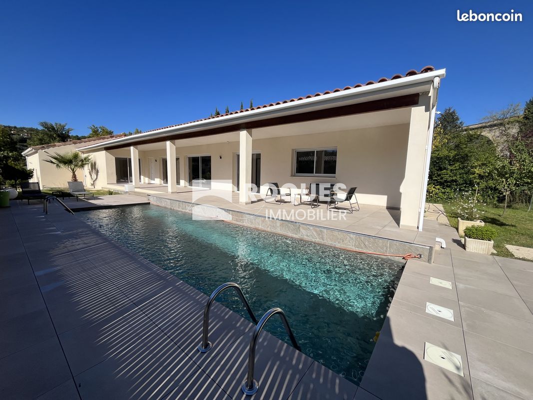 Maison 8 pièces 220 m² · à Bédarieux · 220 m² · 625 000 €