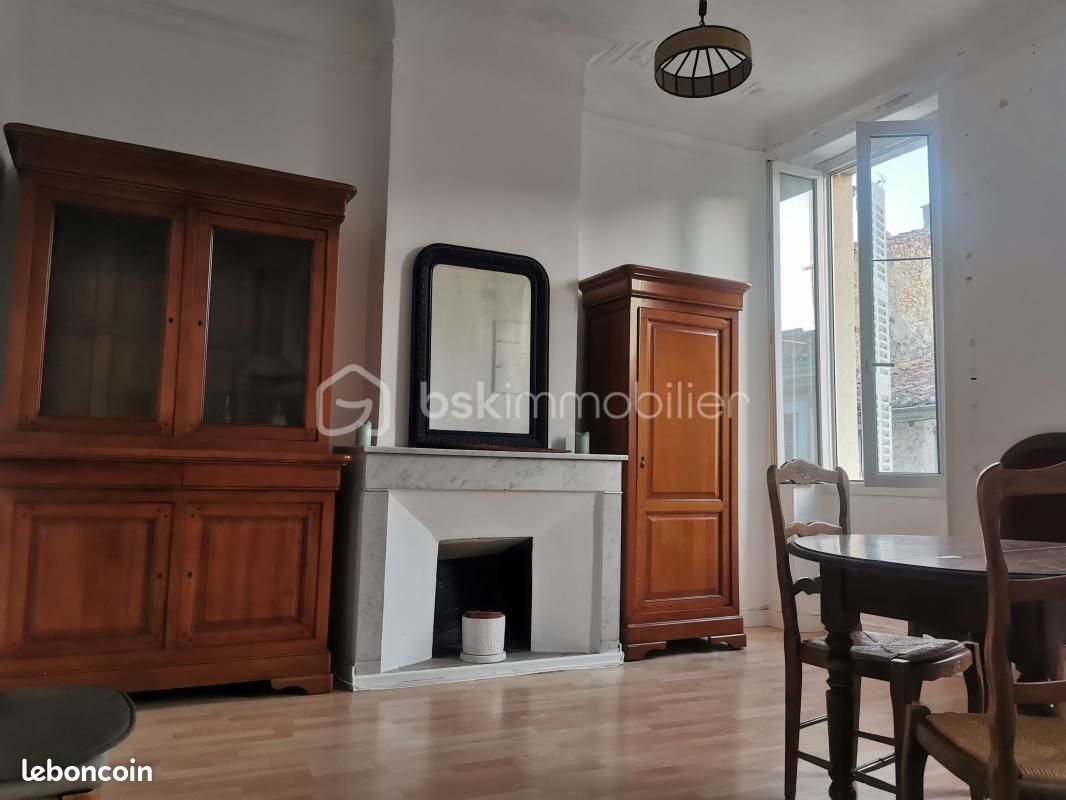 Appartement 3 pièces 65 m² · à Salon-de-Provence · 65 m² · 930 €