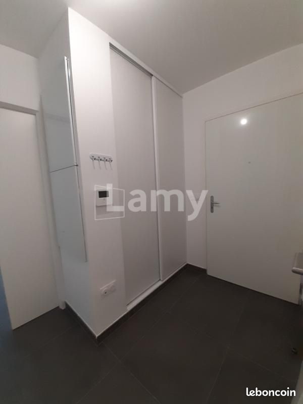 Appartement 3 pièces 77 m² · à Vigneux-sur-Seine · 77 m² · 1 241 €/mois
