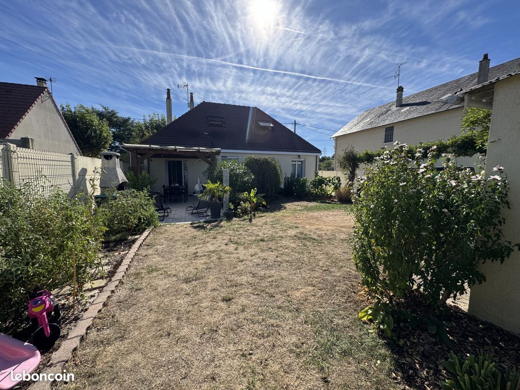 Maison 6 pièces 110 m² · à Fleury-les-Aubrais · 110 m² · 269 000 €
