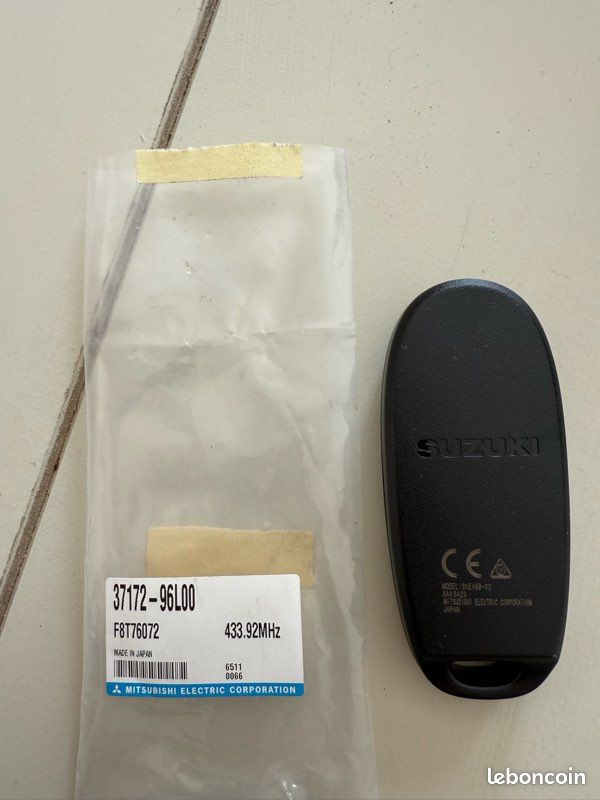 Clé pour véhicule Suzuki réf 37172-96l00 10 (image 2)