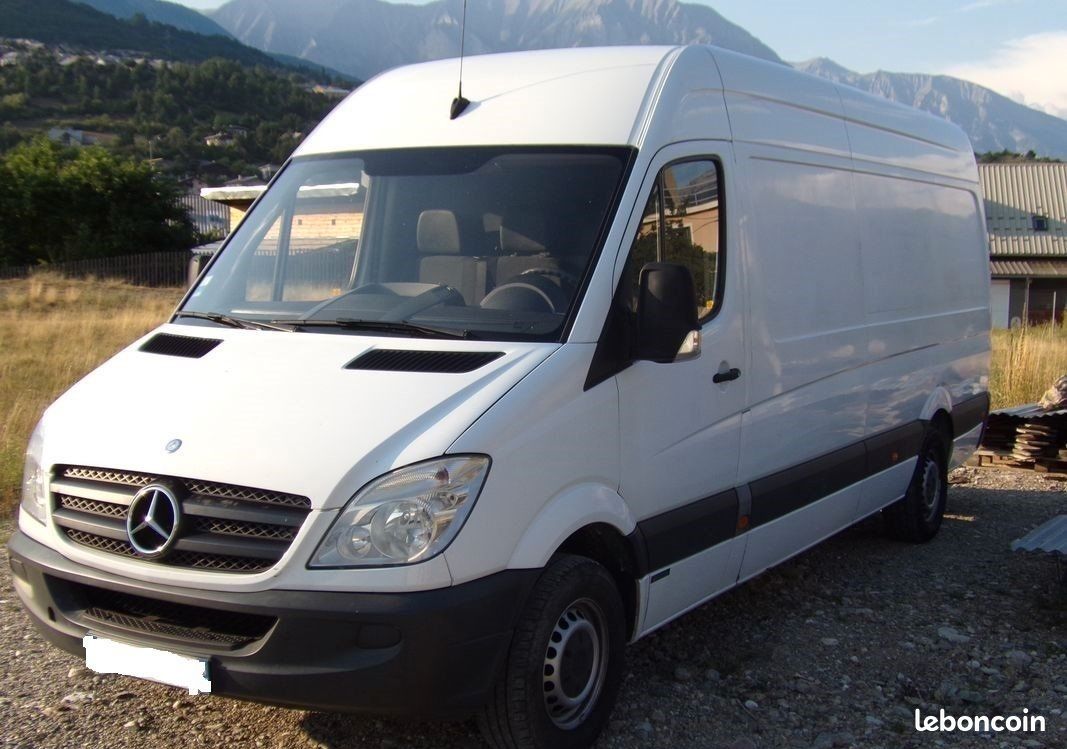 Location camion 11m3 14m3 17m3 20m3 sans chauffeur utilitaire fourgon ...