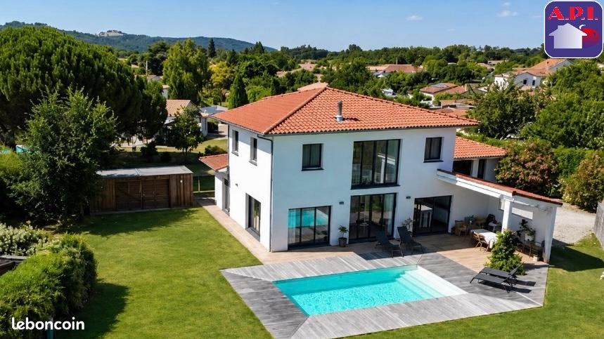 Maison 5 pièces 186 m² · à Varilhes · 186 m² · 514 000 €