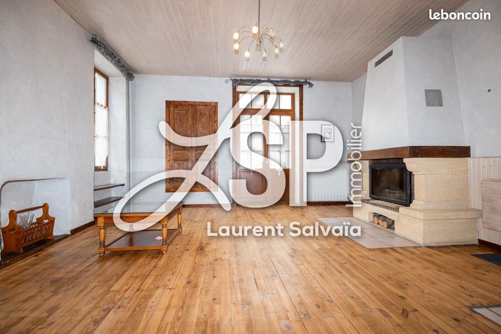 Maison 7 pièces 150 m² · à Le Grand-Lemps · 150 m² · 159 000 €