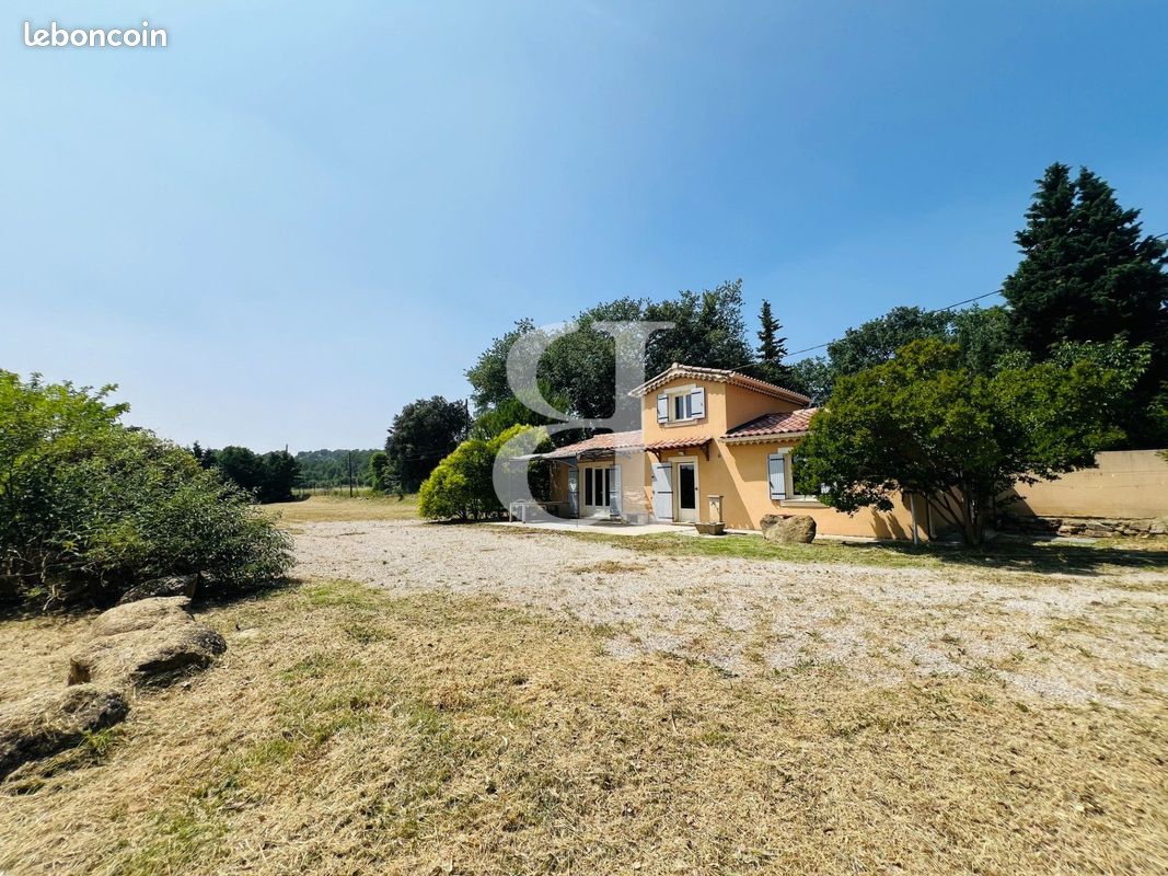Maison 4 pièces 90 m² · à Bédoin · 90 m² · 360 000 €