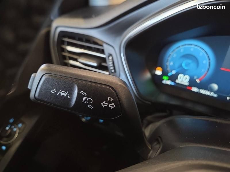 Ford Focus 1.0 EcoBoost mHEV 125ch Titanium X Business (image 19)