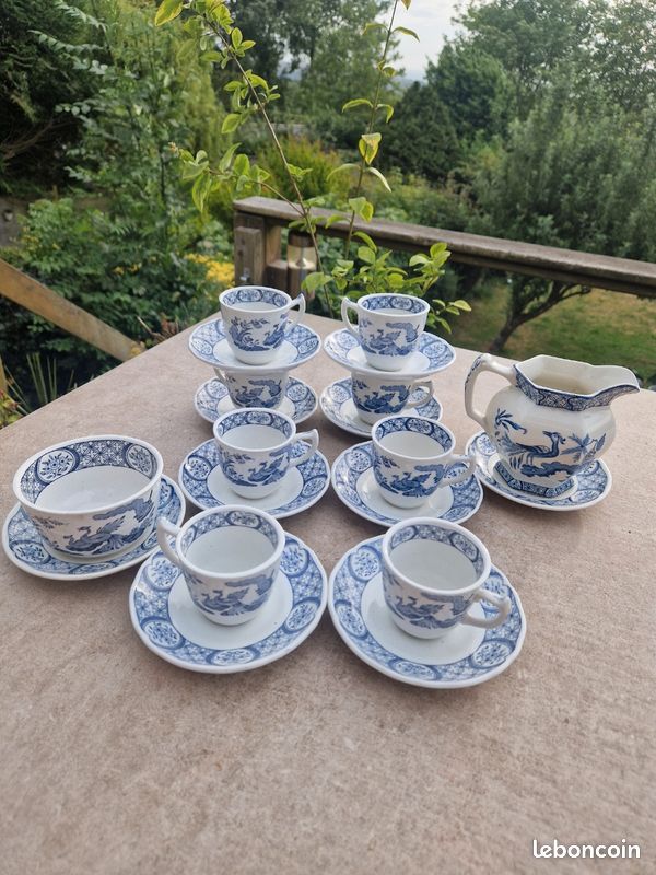 Service a cafe ancien anglais Old Chelsea Furnivals (image 3)