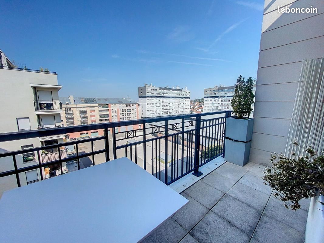 Appartement 2 pièces 64 m² · à Suresnes · 64 m² · 1 898 €/mois