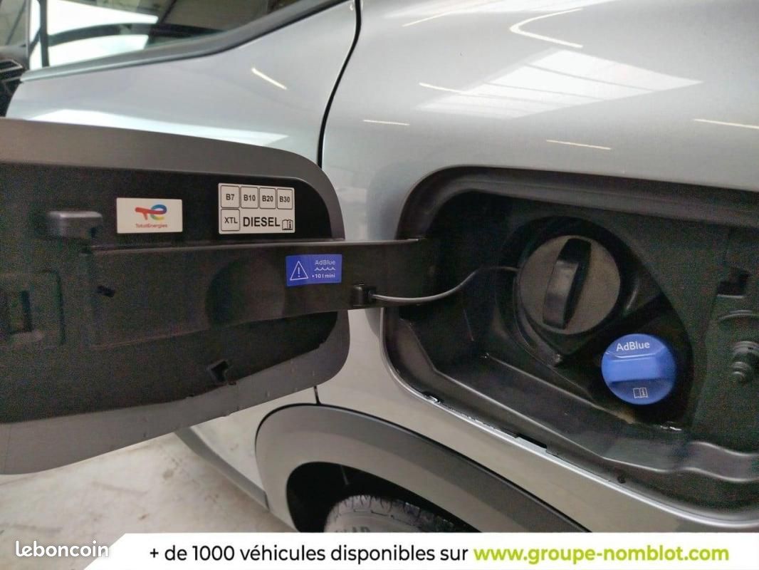 Citroën C4 BlueHDi 130 EAT8 Plus (image 29)