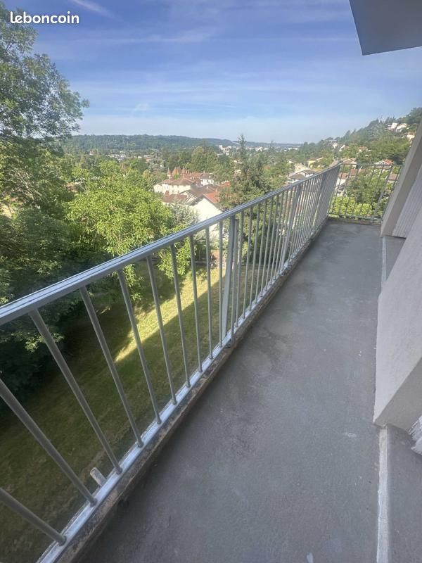 Appartement 3 pièces 58 m² · à Ruy-Montceau · 58 m² · 573 €