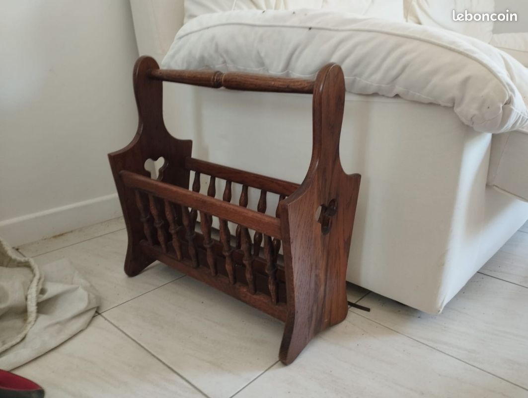 Porte revue en bois (image 2)