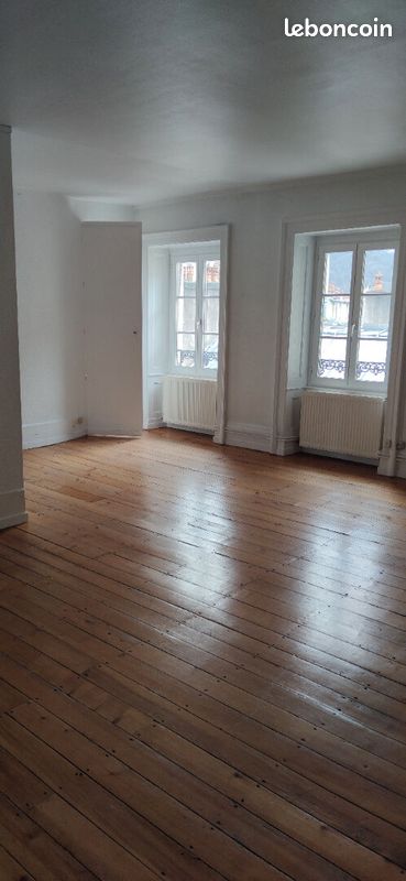 Appartement 5 pièces 160 m² · à Besançon · 160 m² · 1 212 €/mois