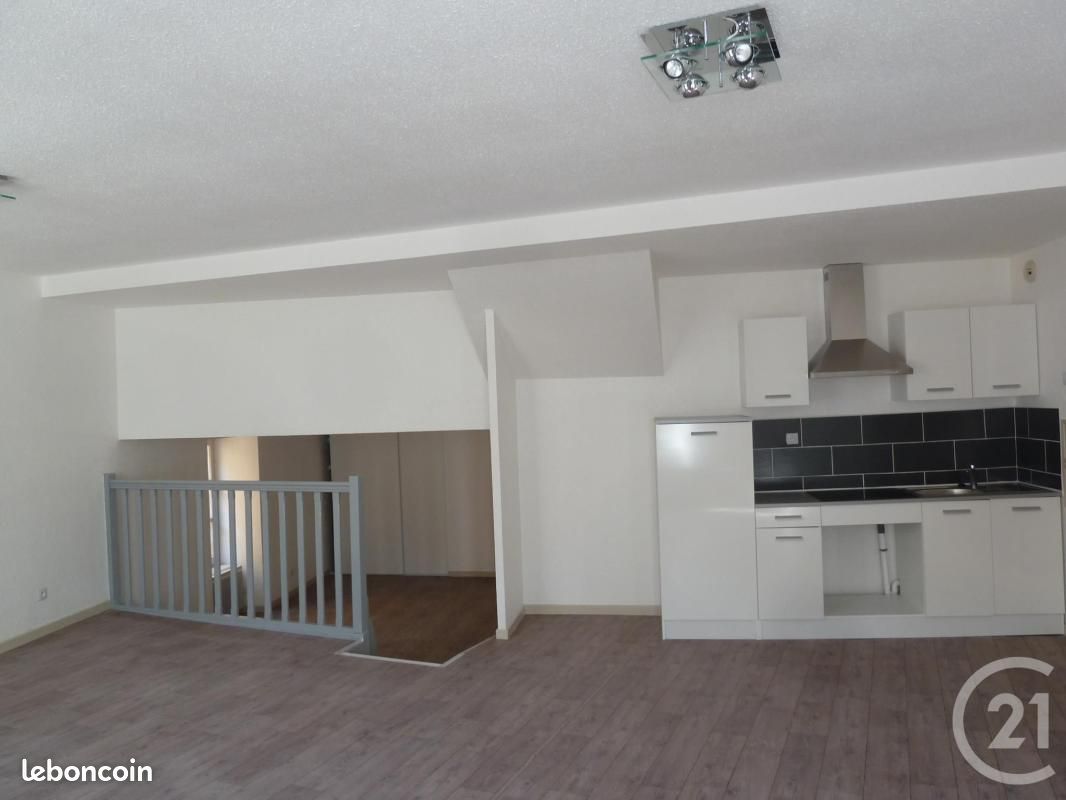 Appartement 3 pièces 84 m² · à Annonay · 84 m² · 605 €/mois