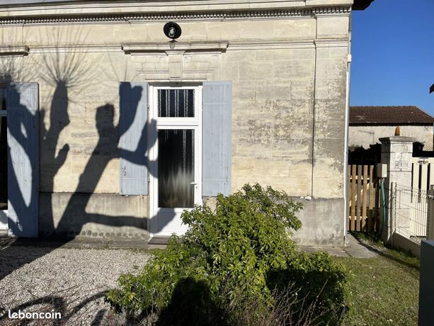 Studio 1 pièce 19 m²