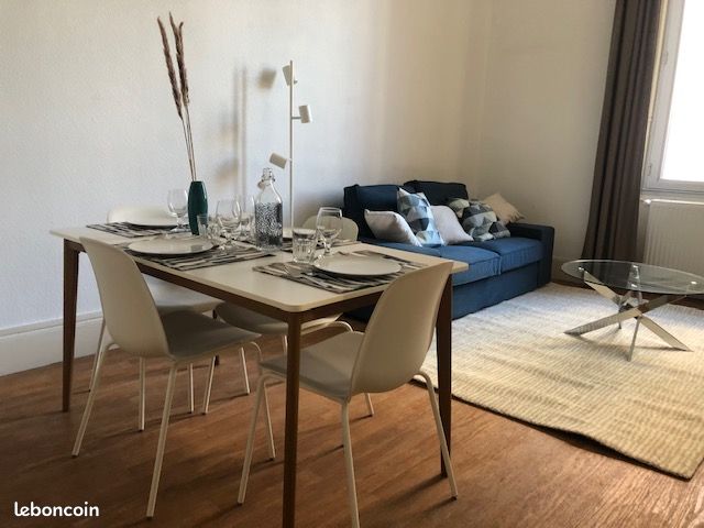 Appartement 3 pièces 79 m² · à Grenoble · 79 m² · 1 045 €