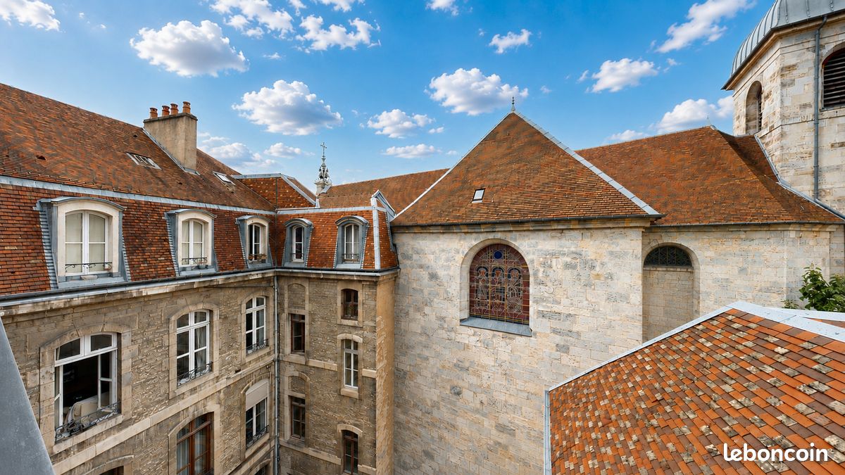 Appartement 2 pièces 52 m² · à Besançon · 52 m² · 146 000 €