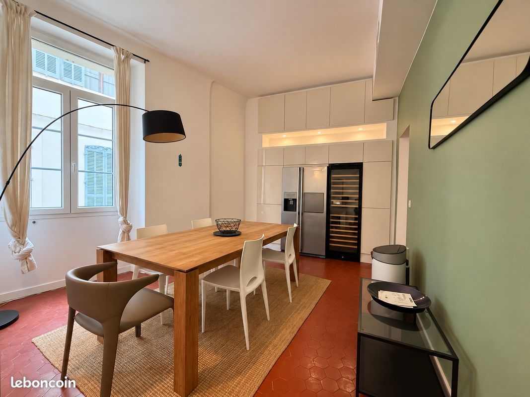 Appartement 3 pièces 84 m² · à Aix-en-Provence · 84 m² · 1 560 €/mois