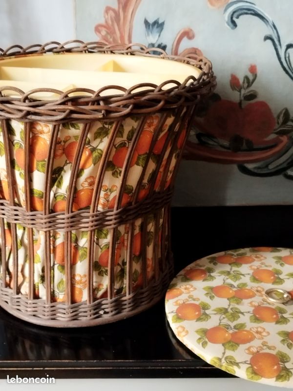 Travailleuse en rotin bambou et tissu ANNEES 70-panier ouvrage couture Vintage (image 2)