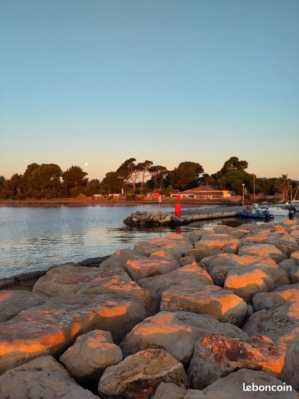 Hyeres T3 rez de chaussée 100m plage (image 13)