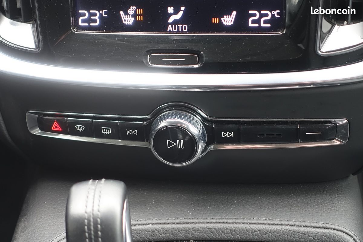 V60 T6 AWD 340ch Geartronic Inscription Hybride Rechargeable Cuir sport chauffant/Gps Europe/Caméra/Carplay/Full LED/Accès confort/ 1*Main/Garantie 12 mois (image 9)