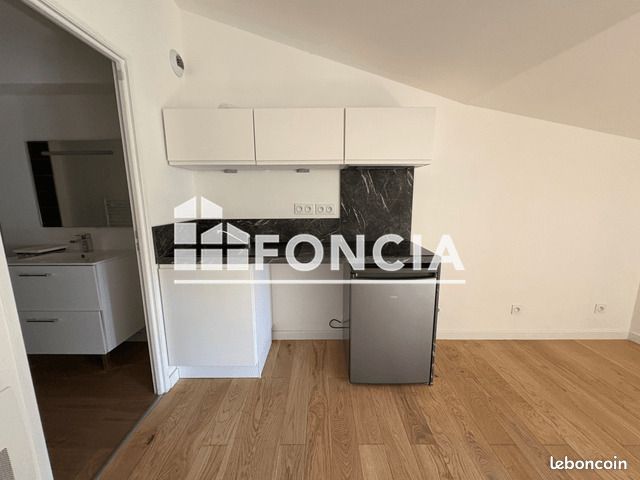 Appartement 1 pièce 29 m² · à Uzès · 29 m² · 398 €
