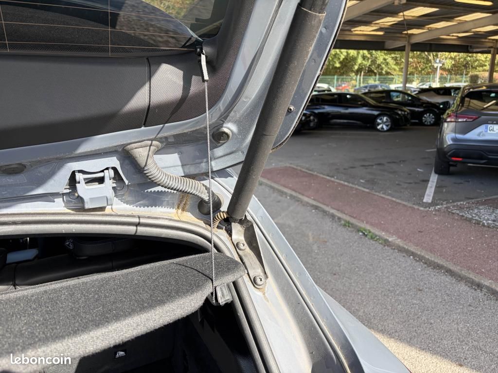 Bmw x2 (f39) sdrive 18i 136 m sport dkg7 (image 30)
